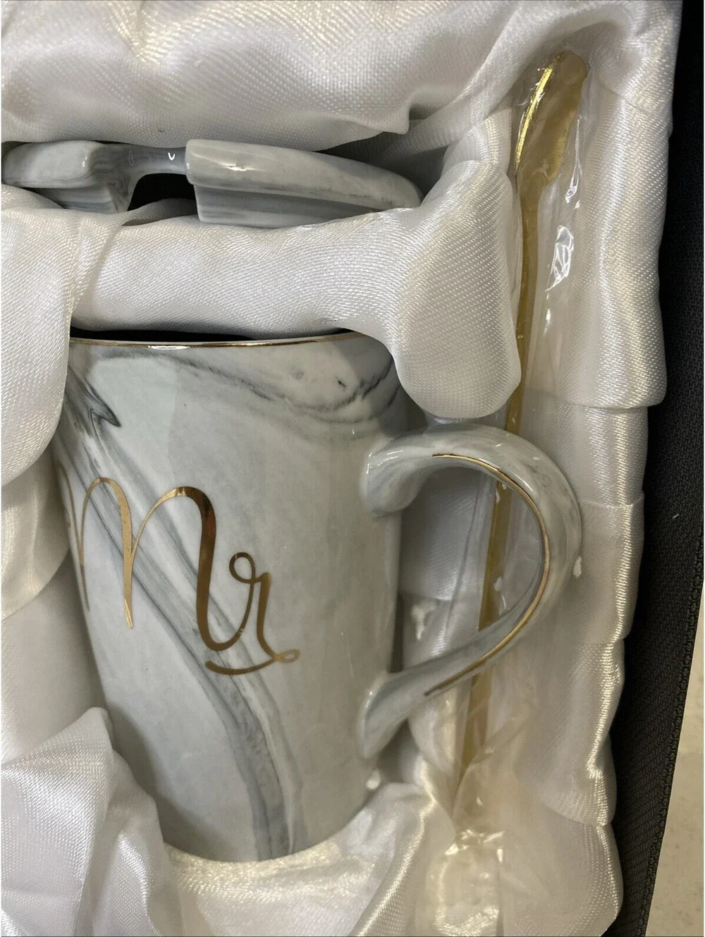 Mr & Mrs Coffee/Tea Mugs Gift Set Wedding Anniversary Couples Open Box